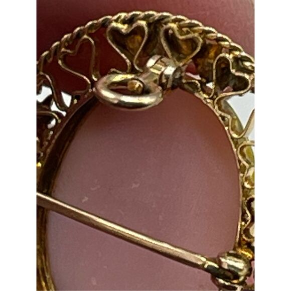 Victorian cameo brooch 10K gold left facing - Picture 6 of 13